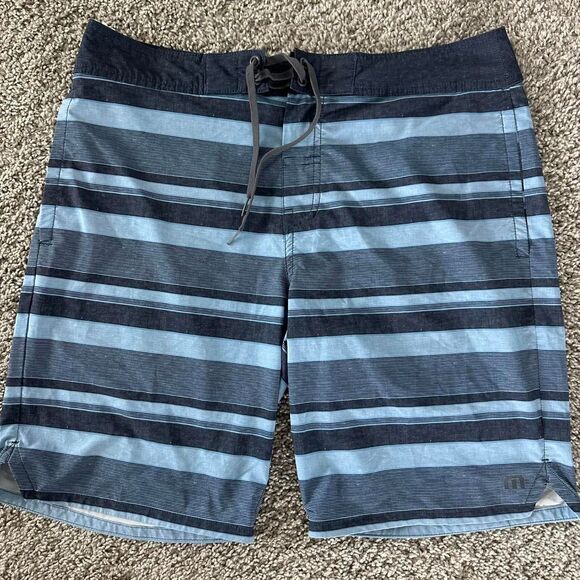 Travis Mathew Board Shorts Men 32 Blue Navy Striped Linerless - Picture 1 of 6